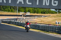 enduro-digital-images;event-digital-images;eventdigitalimages;mallory-park;mallory-park-photographs;mallory-park-trackday;mallory-park-trackday-photographs;no-limits-trackdays;peter-wileman-photography;racing-digital-images;trackday-digital-images;trackday-photos